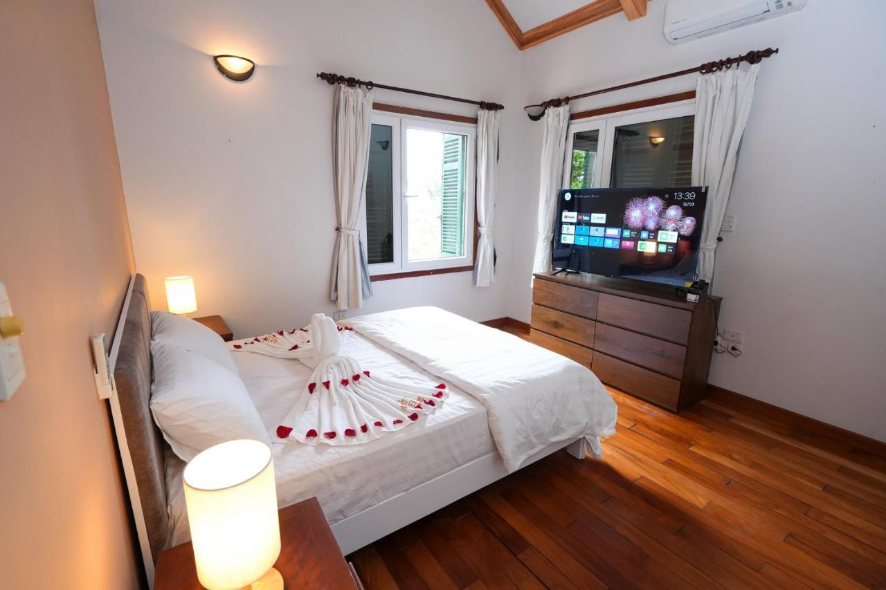 Musketeers Guest House Hanoi Exterior photo